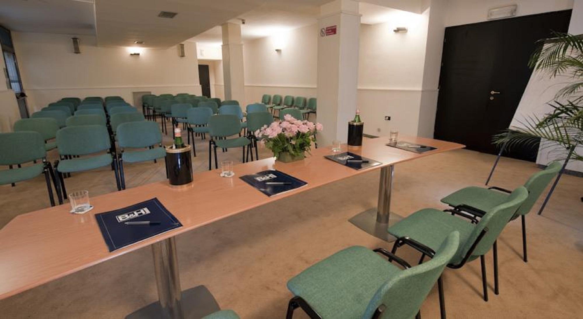 Hotel Comtur Binasco Dış mekan fotoğraf