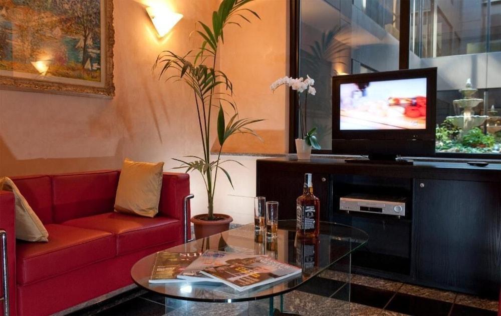 Hotel Comtur Binasco Dış mekan fotoğraf