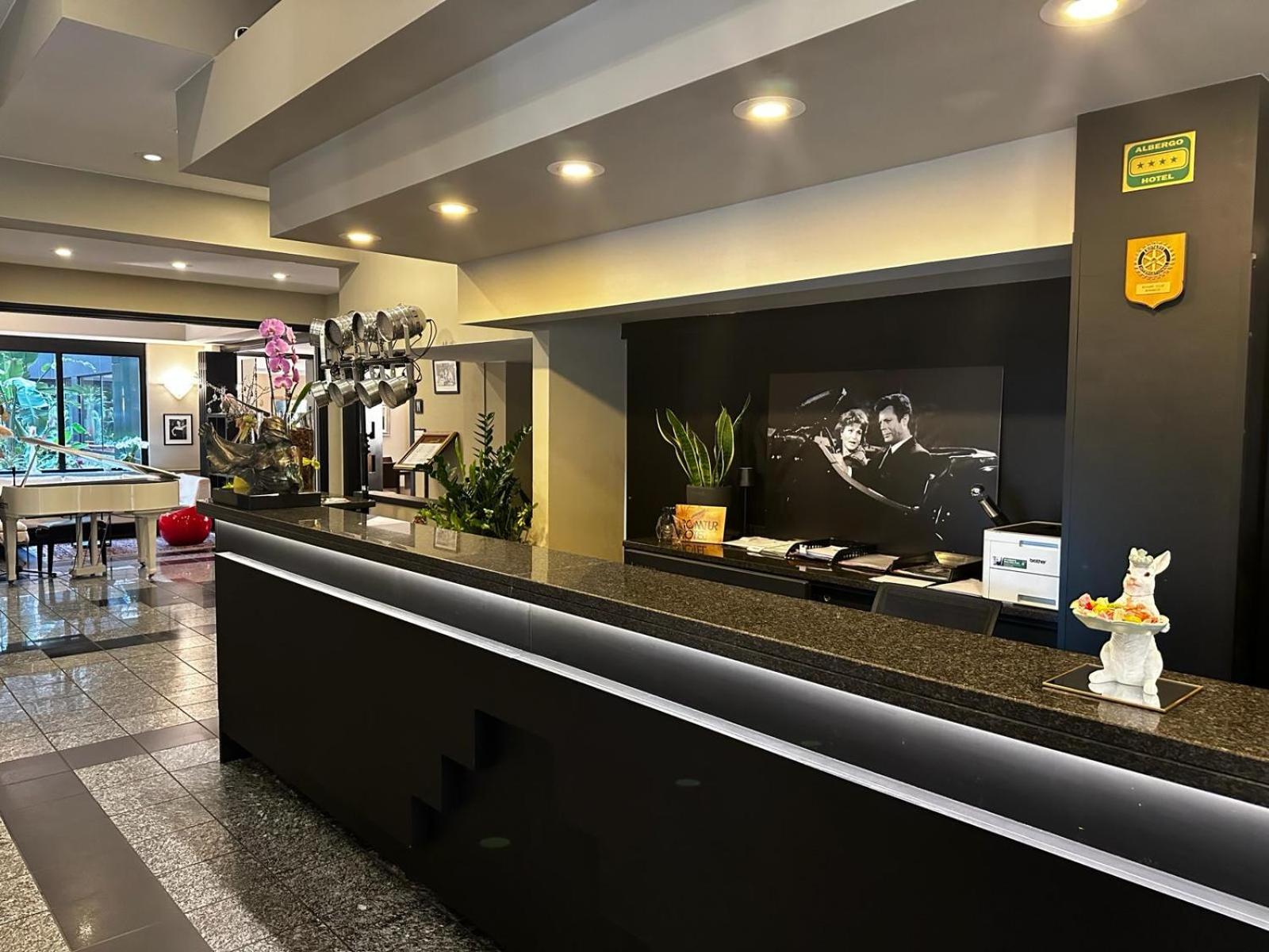Hotel Comtur Binasco Dış mekan fotoğraf